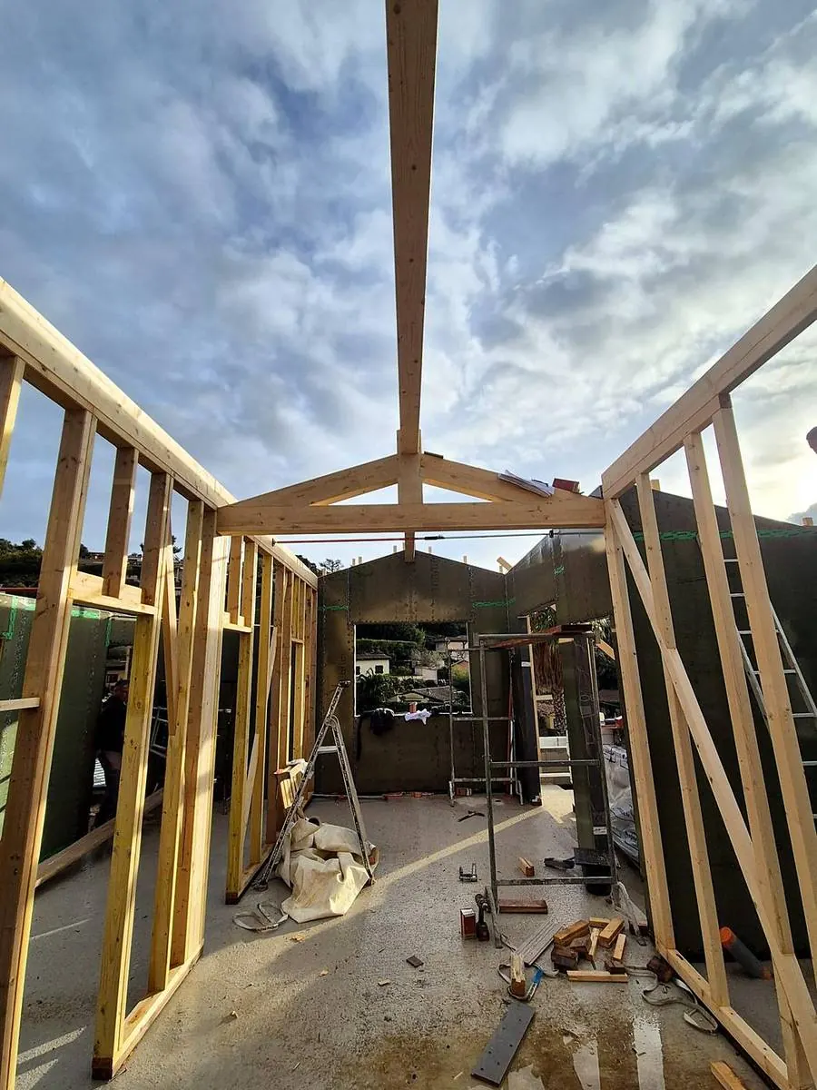 Extension à ossature bois en cours de montage